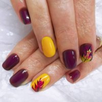close-up of woman fingers with nail art, autumn inspired nail designs - nails art stock pictures, royalty-free photos & images