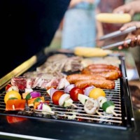 close-up picture of a barbecue and some vegetables - food stock pictures, royalty-free photos & images