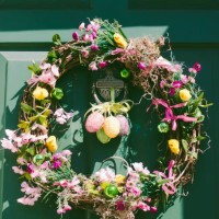 close-up view of green front door with easter wreath - home decoration stock pictures, royalty-free photos & images