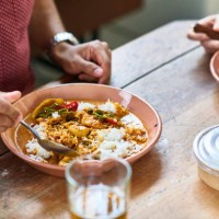 close up of curry on plate with rice - junk food stock pictures, royalty-free photos & images