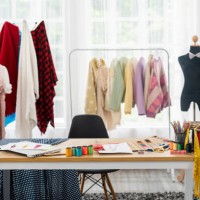 clothing design studio - fashion photos et images de collection