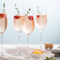 cocktails de champagne rose - food photos et images de collection