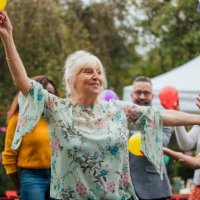 come dance - garden decoration stock pictures, royalty-free photos & images
