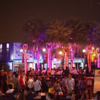 crowded open bar and restaurant in bangkok nawamin - concert stock pictures, royalty-free photos & images