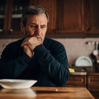 dépression-tristesse, perte d’appétit - food photos et images de collection