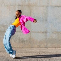 dancer on tip toe in front of wall - fashion stock pictures, royalty-free photos & images