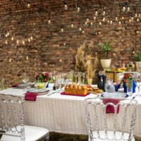 decorated dining table ready for dinner party at backyard - garden decoration stock pictures, royalty-free photos & images