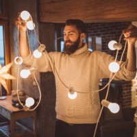 decorating home for christmas - home decoration stock pictures, royalty-free photos & images