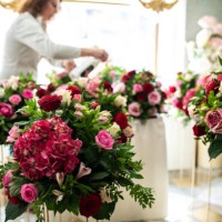 designer working on wedding decoration in restaurant - home decoration stock pictures, royalty-free photos & images