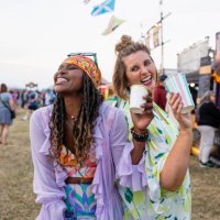 drinks at the festival - concert stock pictures, royalty-free photos & images