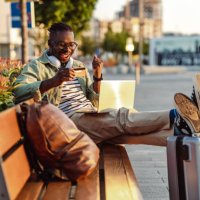 e-commerce-aktivitäten und gute nachrichten - travel stock-fotos und bilder