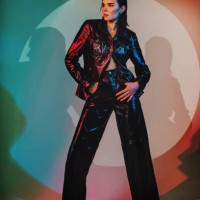 fashion model in studio - fashion stock pictures, royalty-free photos & images