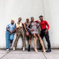 fashionable professional dancers on urban sidewalk, full length - fashion stock-fotos und bilder