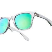 fashionable sunglasses with green lenses. isolated on white background - fashion stock-fotos und bilder