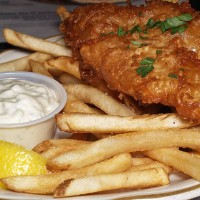 fish n chips - junk food stockfoto's en -beelden