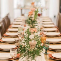 florals, candles & wedding decor on a dining table at a chic neutral, romantic rustic modern style wedding reception decor at a spring wedding in tennessee - home decoration stock pictures, royalty-free photos & images