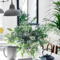 flowers on dining table - home decoration stock pictures, royalty-free photos & images