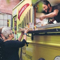 food trucks - junk food stock pictures, royalty-free photos & images
