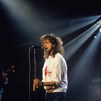 Former Foreigner singer Lou Gramm performs on stage in 1987.