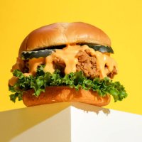 fried chicken sandwich - junk food stock pictures, royalty-free photos & images