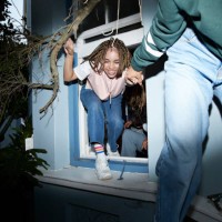 friends moving out of house window - fashion stock pictures, royalty-free photos & images