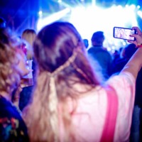 friends taking selfie at outdoor music festival - concert stock pictures, royalty-free photos & images