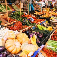 fruit and vegetables on a market stall in palermo - food stock pictures, royalty-free photos & images