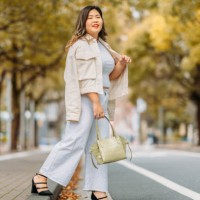 full size portrait of young woman in street in autumn - fashion stock pictures, royalty-free photos & images