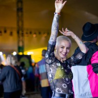 fun festival goer - concert stock pictures, royalty-free photos & images