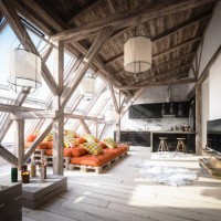 gezellige scandinavische attic loft interieur scène - home decoration stockfoto's en -beelden
