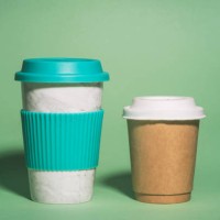 green recyclable cup - junk food stock pictures, royalty-free photos & images