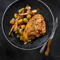 grilled bone in chicken breasts with vegetables - food stock pictures, royalty-free photos & images