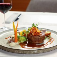 grilled steak on plate with vegetables - food stock pictures, royalty-free photos & images
