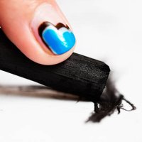 gros plan, croquis des ongles impeccables et charbon - nails art photos et images de collection
