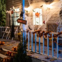 halloween jack-o-lantern pumpkins on a porch stairs - home decoration stock pictures, royalty-free photos & images