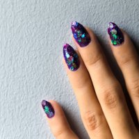 hand showing design nail art - nails art stock pictures, royalty-free photos & images