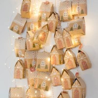 hanging advent calendar house box - home decoration stock pictures, royalty-free photos & images