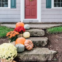 home entrance decorated for autumn - garden decoration stock pictures, royalty-free photos & images