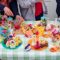 home made easter crafts - garden decoration stock pictures, royalty-free photos & images