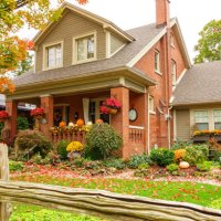 house with thanksgiving decoration in autumn - garden decoration stock pictures, royalty-free photos & images