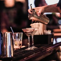 human hand making cocktails with bokeh background. - junk food stock pictures, royalty-free photos & images