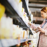 ik vond de glutenvrij brood. - food stockfoto's en -beelden