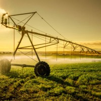irrigator machine at palouse - food stock pictures, royalty-free photos & images