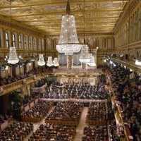 Italian Maestro Riccardo Muti conducts the Vienna Philharmonic Orchestra during the traditional New Year's concert on January 1, 2018 in Vienna,...
