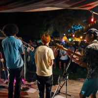 jazz group playing a live concert at an outdoor music festival - concert stock pictures, royalty-free photos & images