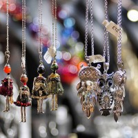 jewellery stand in covent garden - garden decoration stock-fotos und bilder