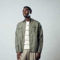 junge männliche studio-session - fashion stock-fotos und bilder