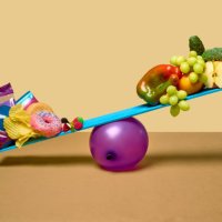 junk vs healthy food - junk food stock-fotos und bilder