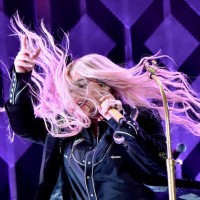 Kesha performs onstage during 102.7 KIIS FM's Jingle Ball 2017 presented by Capital One at The Forum on December 1, 2017 in Inglewood, California.