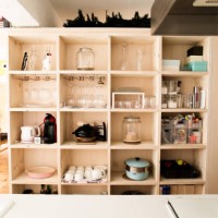 kitchen into which light comes in - home decoration stock pictures, royalty-free photos & images